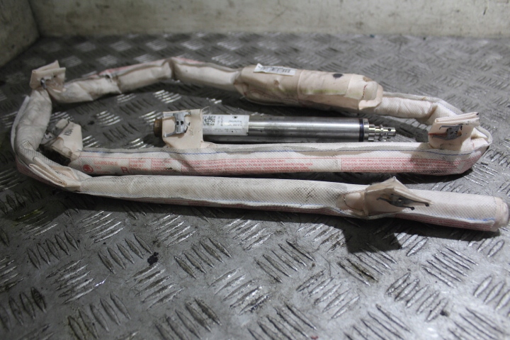 фото №1, Шторка безпеки повітряна права skoda rapid 1.4tdi