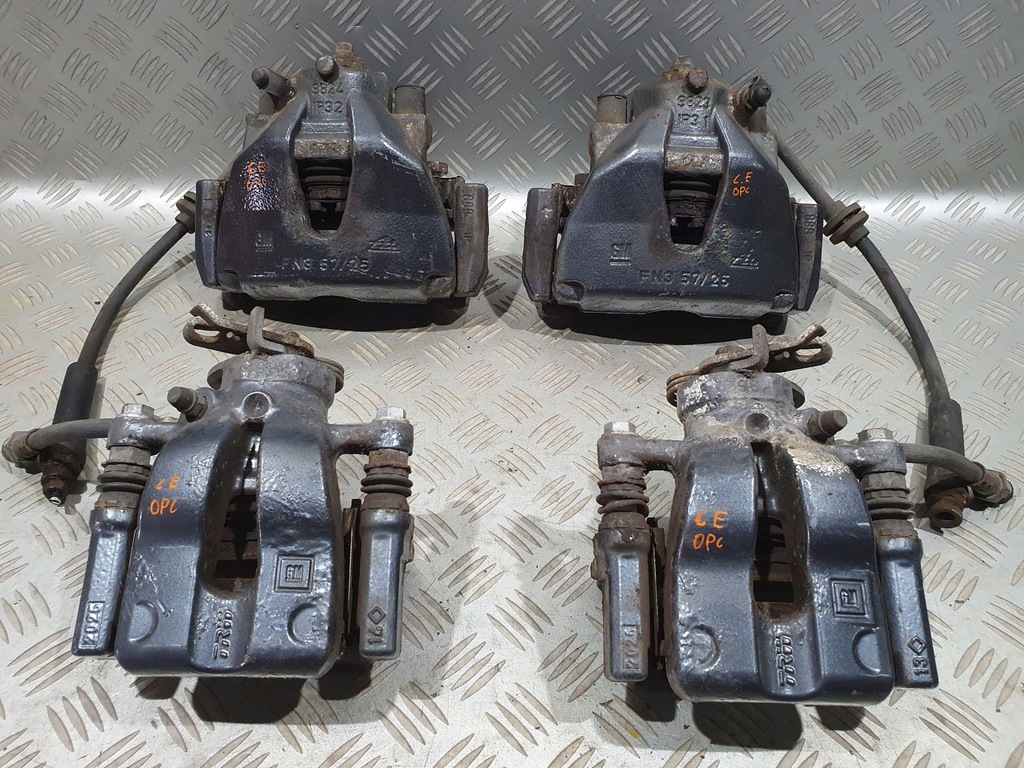 фото №1, Супорт перед задня комплект opel corsa e opc