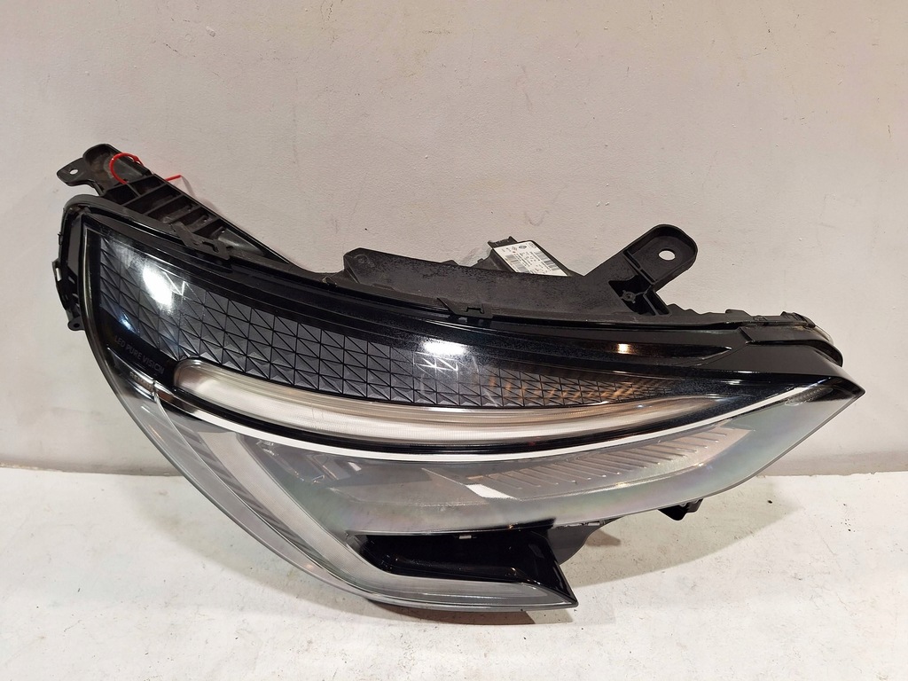 фото №4, Лампа перед правая full led 260102407r renault clio v 19-