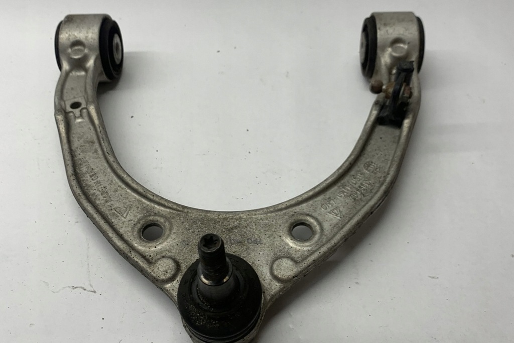 фото №8, Важіль верхній передній лівий vw touareg 7p5 k195302 3.0l дизель 180kw 2012