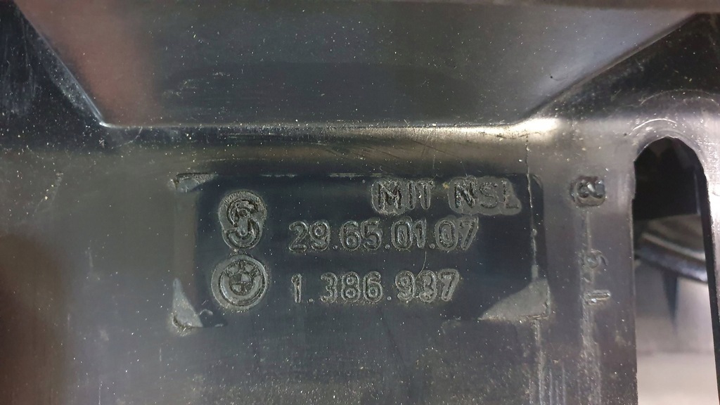 фото №10, Лампа задняя левая bmw 3 e30 1386937 82-