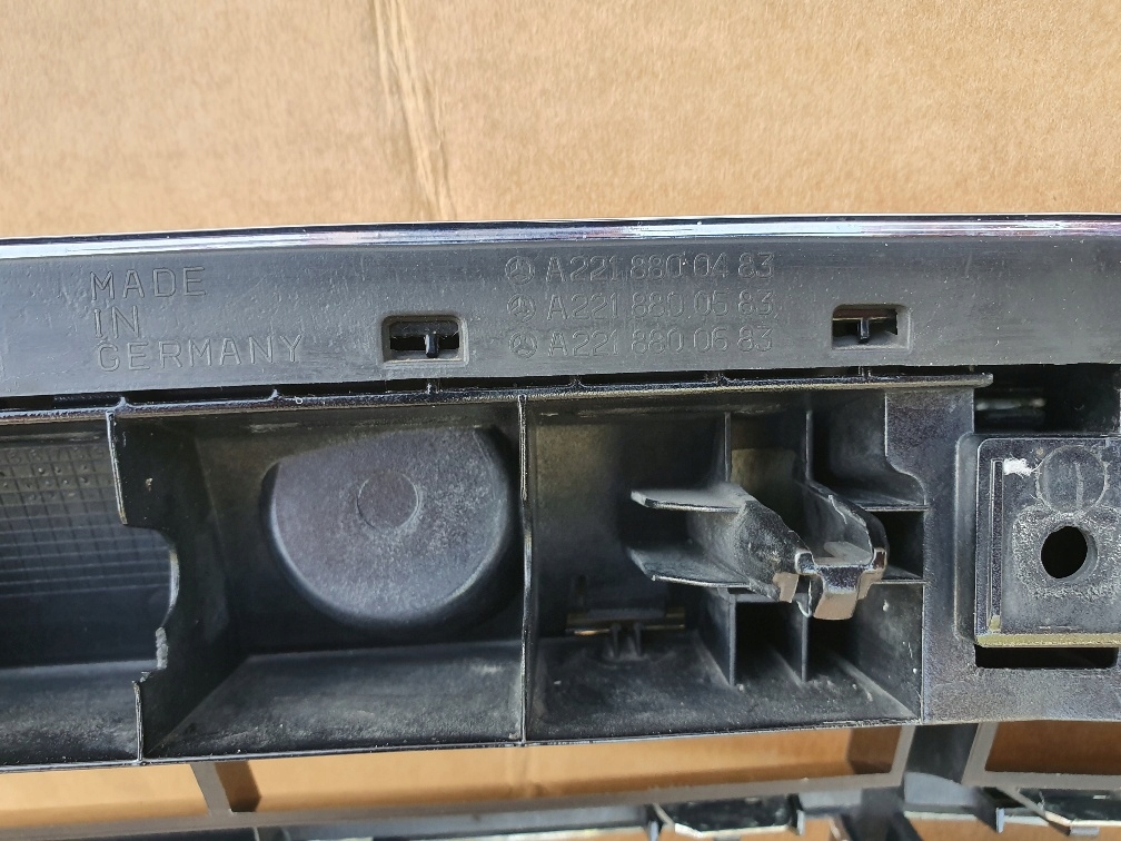 фото №9, Mercedes s-klasa w221 решётка радиатора решётка радиатора хром pod радар