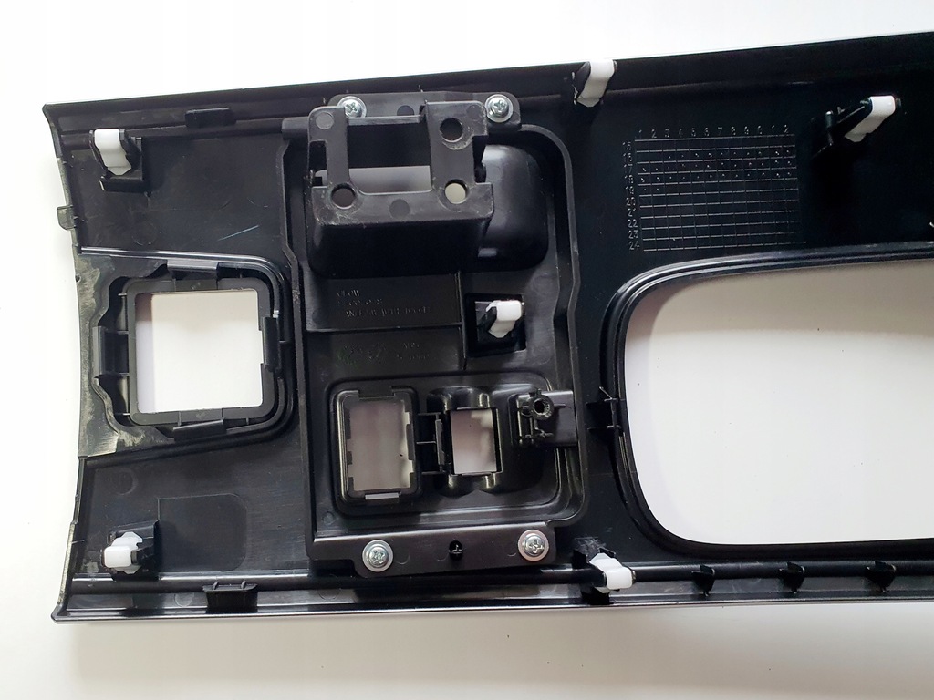 фото №14, Панель туннель средний outlander iii lift автоматическая коробка передач