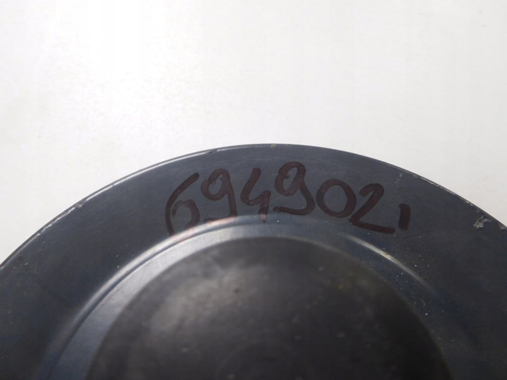 Шків колінчастого вала колінчастого ford fiesta 1/1994-8/1996 оригінальний номер 6949021 Ціна