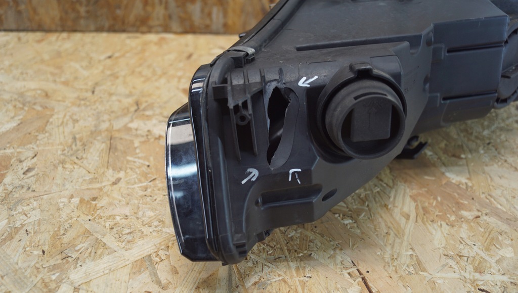 фото №10, Лампа лівий перед audi a4 b9 ксенон 8w0941005a