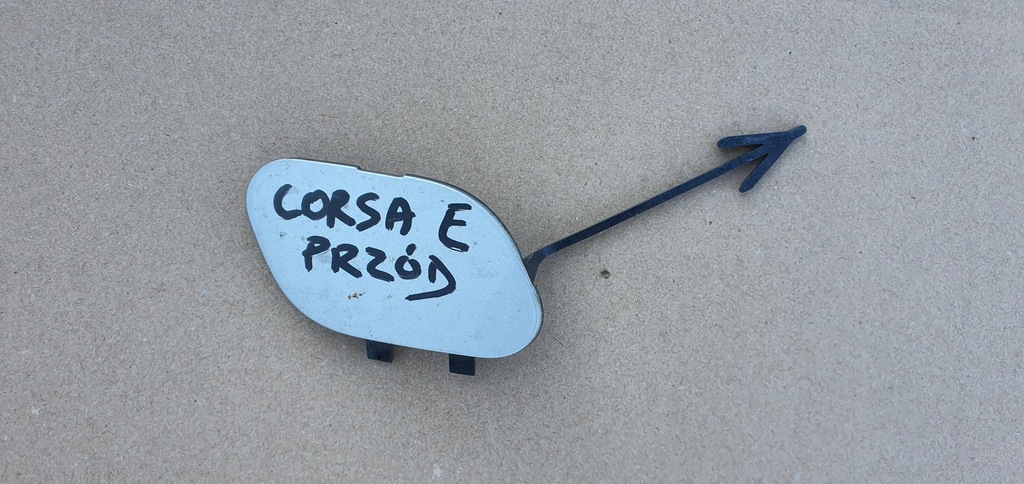 фото №1, Opel corsa e 2015- заглушка фаркоп бампер перед