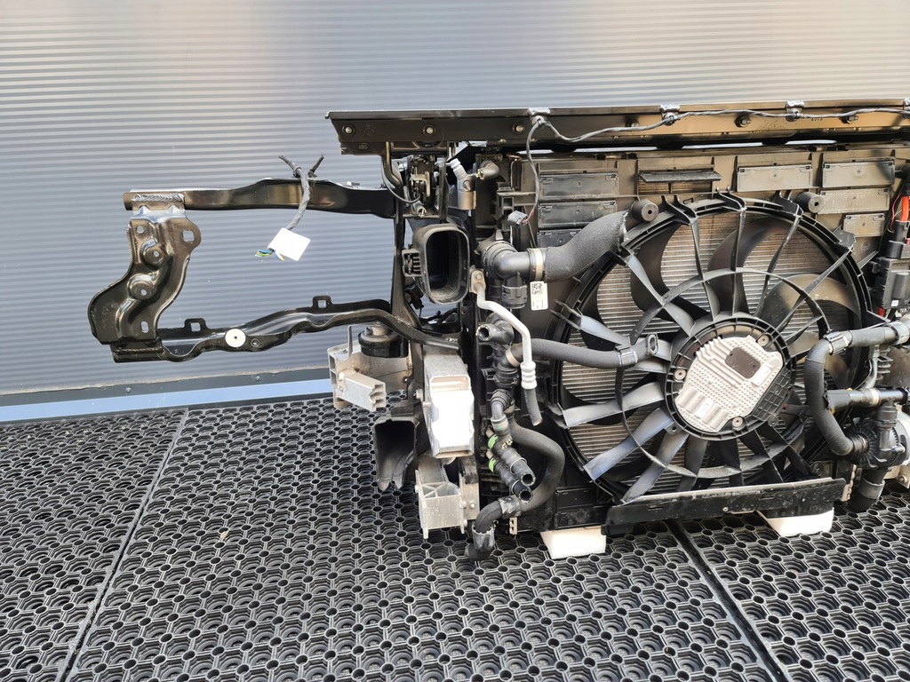 фото №10, Bmw g09 xm label pas передний усилитель передний радиатор 550kw 748ps