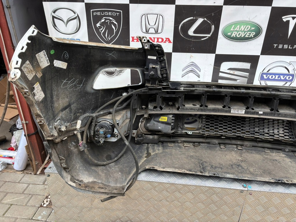 Купити Jeep cherokee kl бампер перед kompletny омивачі 6xpdc 2016r.