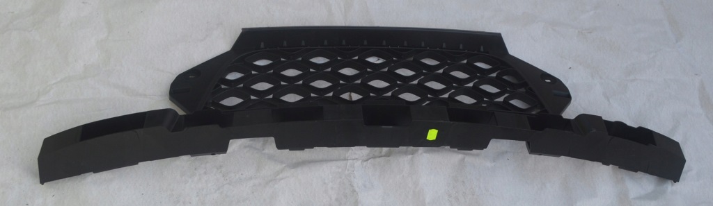 Купить 622541790r renault megane iii gt решётка средняя w бампер перед nowa