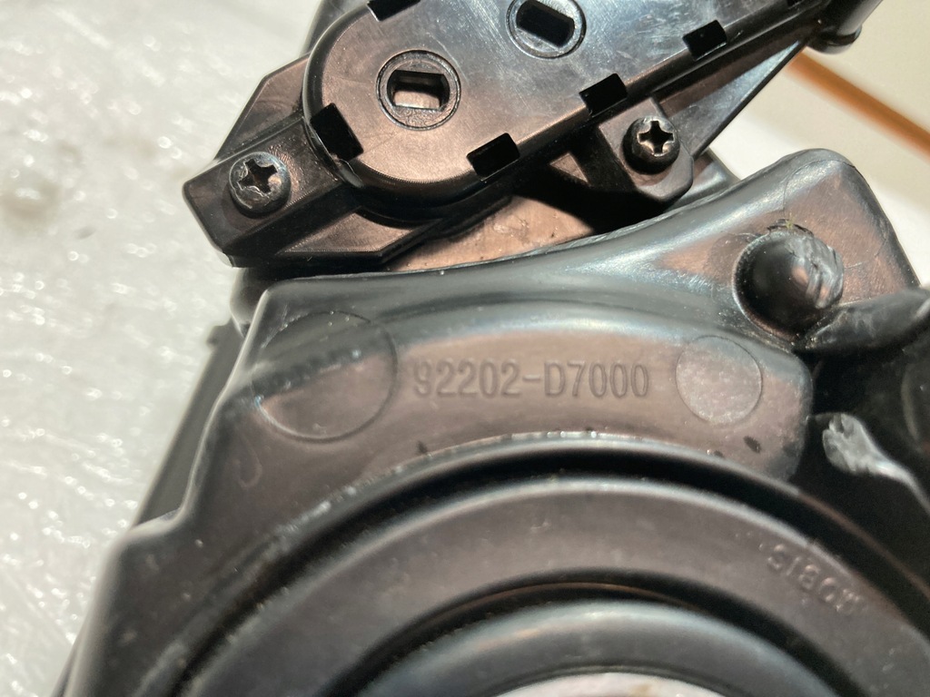 фото №12, Протитуманна фара правий hyundai tucson iii 3