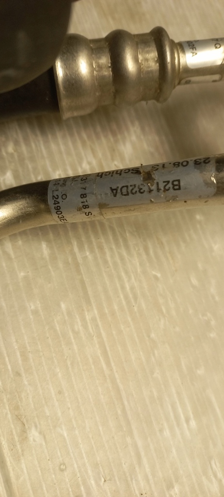 Купити Корпус патрубок фільтр оливи коробка передач audi a6 3,0tdi