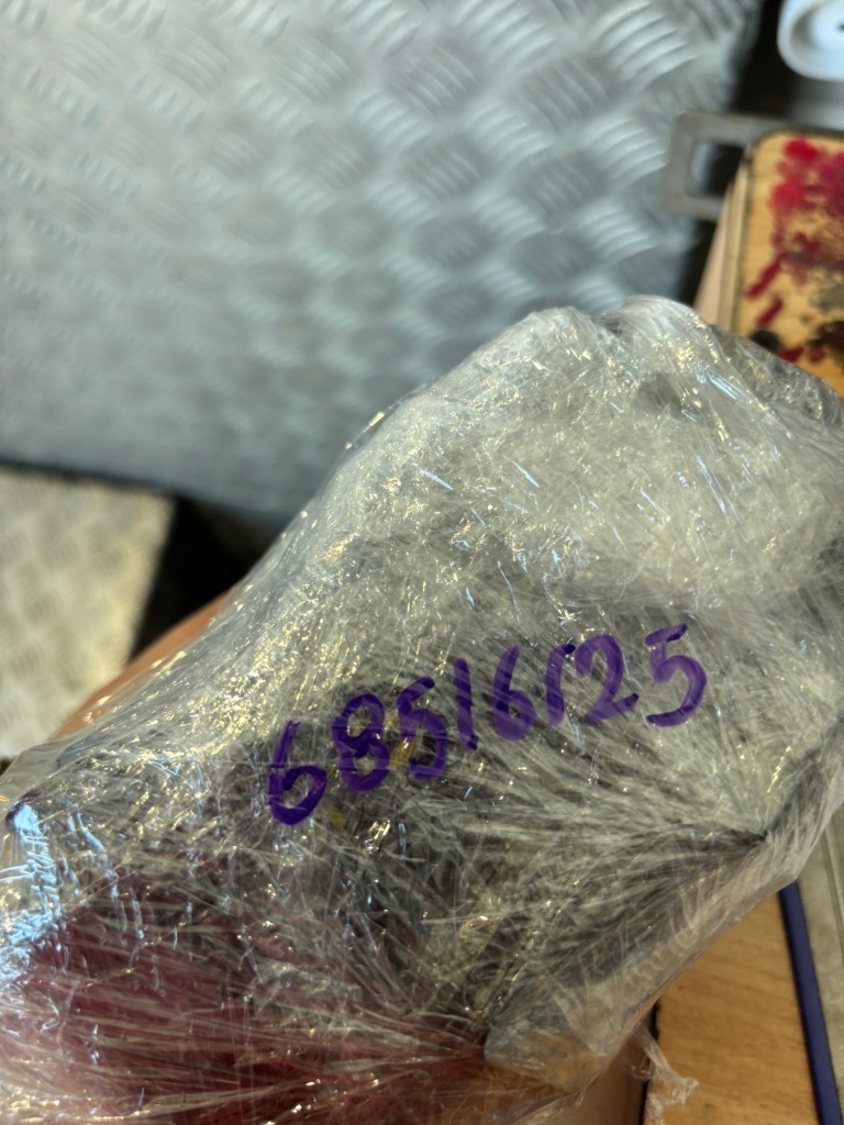 Витратомір renault dacia 1.5 dci 8200682558 Оригінал