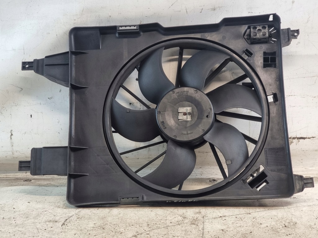Вентилятор радиатора оригинальный номер 8200151464 renault megane 2 1.5 dci 60kw 03r Цена