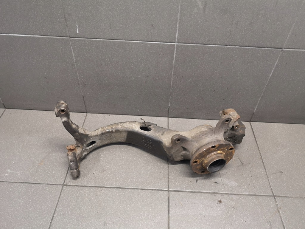 фото №1, Поворотний кулак лівий перед a8 d2 przed fl 4d0407257l