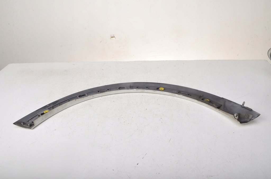 фото №7, Volvo c30 молдинг крила правий задня 30779141