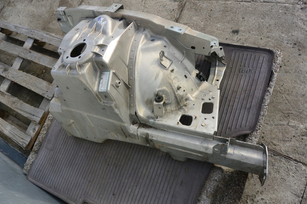 фото №4, Maserati quattroporte vi чашка підкрилок lew перед