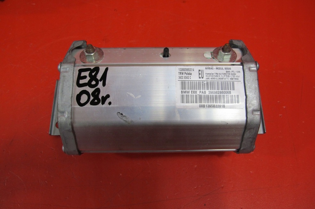 фото №8, Bmw 1 i e81 lift e82 e87 e88 приборная панель консоль подушки безопасности подушка безопасности натяжители kpl eu