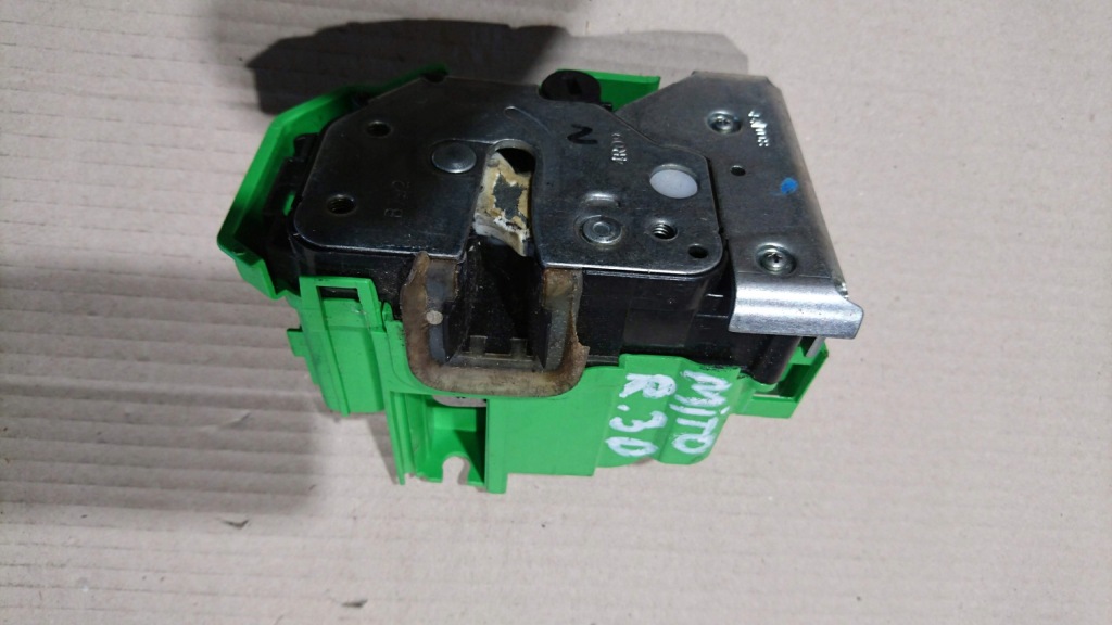 фото №2, Замок двері передній правий перед alfa romeo mito