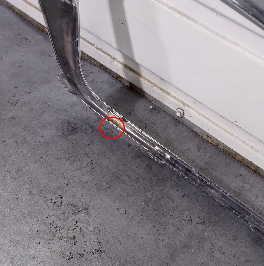 фото №4, Octavia 4 iv 2020- решётка радиатора хром молдинг