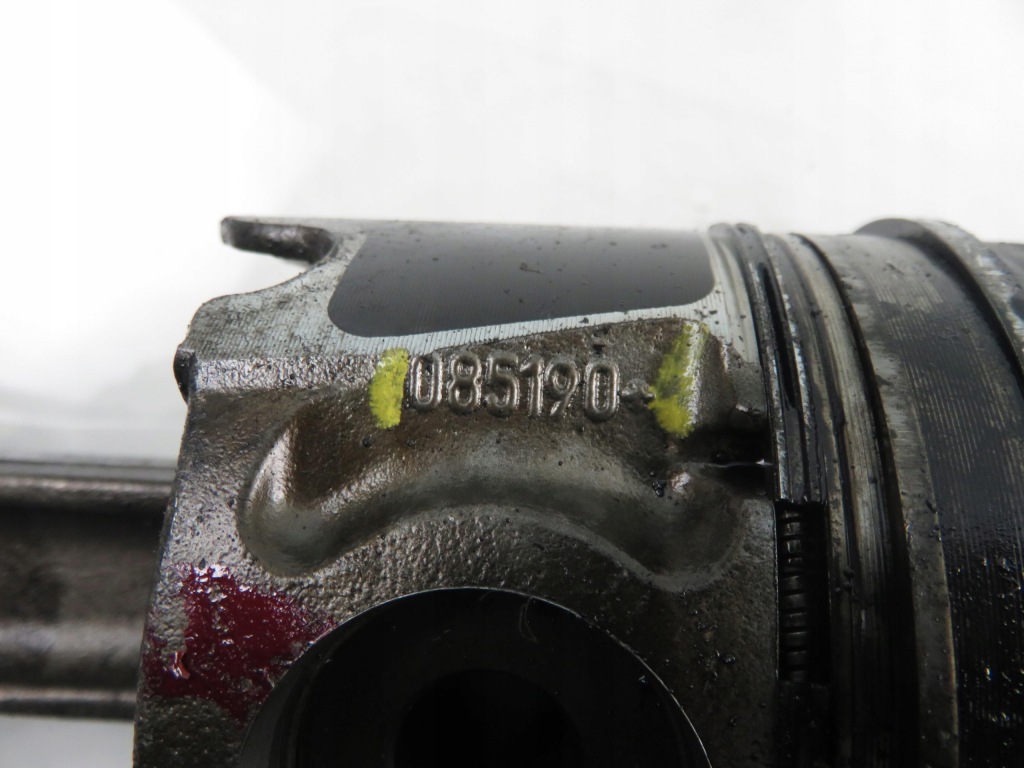 Поршень шатун 2.0 hdi rhr dw10bted4 hs2ri 085190 в Украине