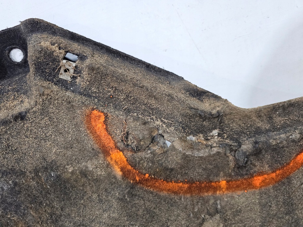 фото №6, Защита подвеска левая audi a4 b9 8w0825207