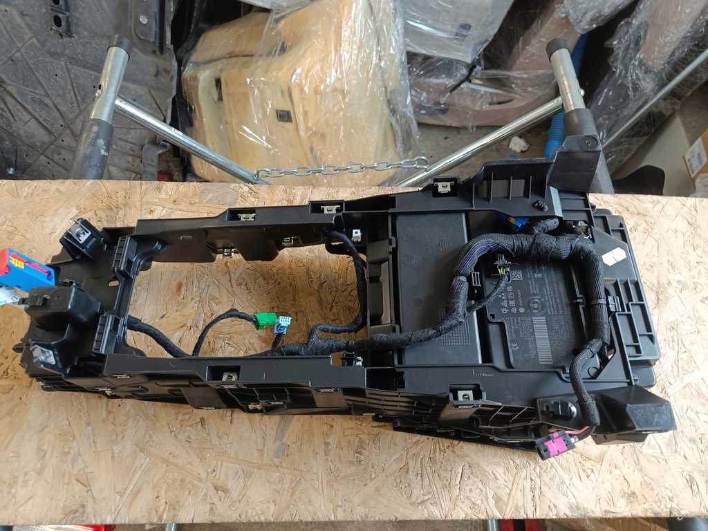 фото №11, Opel astra l vi - туннель средний с оборудование