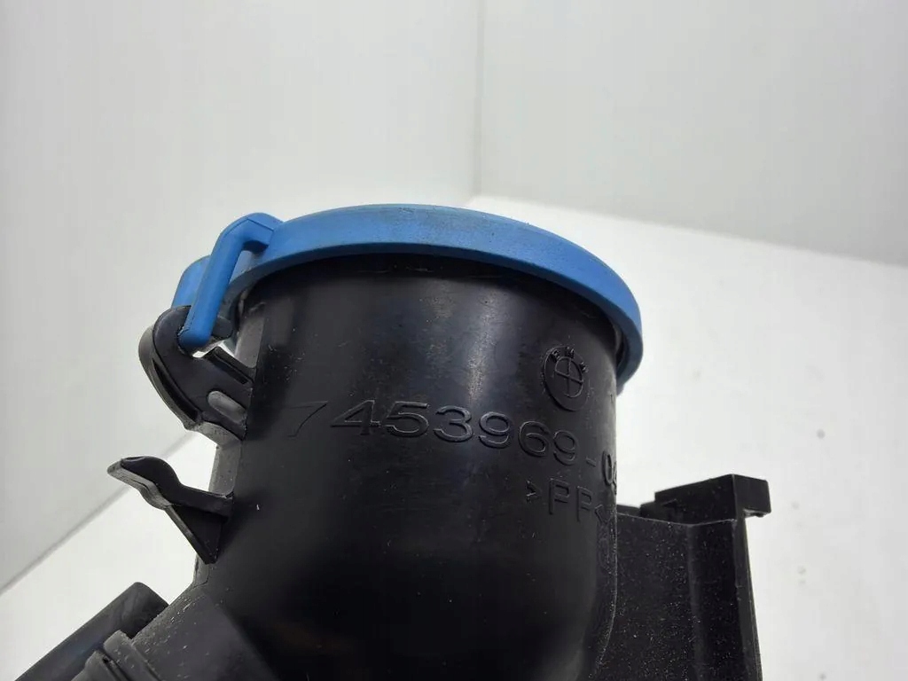 Купить Заливная горловина бака омывателя bmw f40 7453969 1.5l бензиновый 103kw 2020