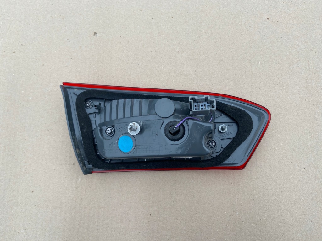 фото №2, Ford focus mk4 sedan 18-21 лампа задняя правая led