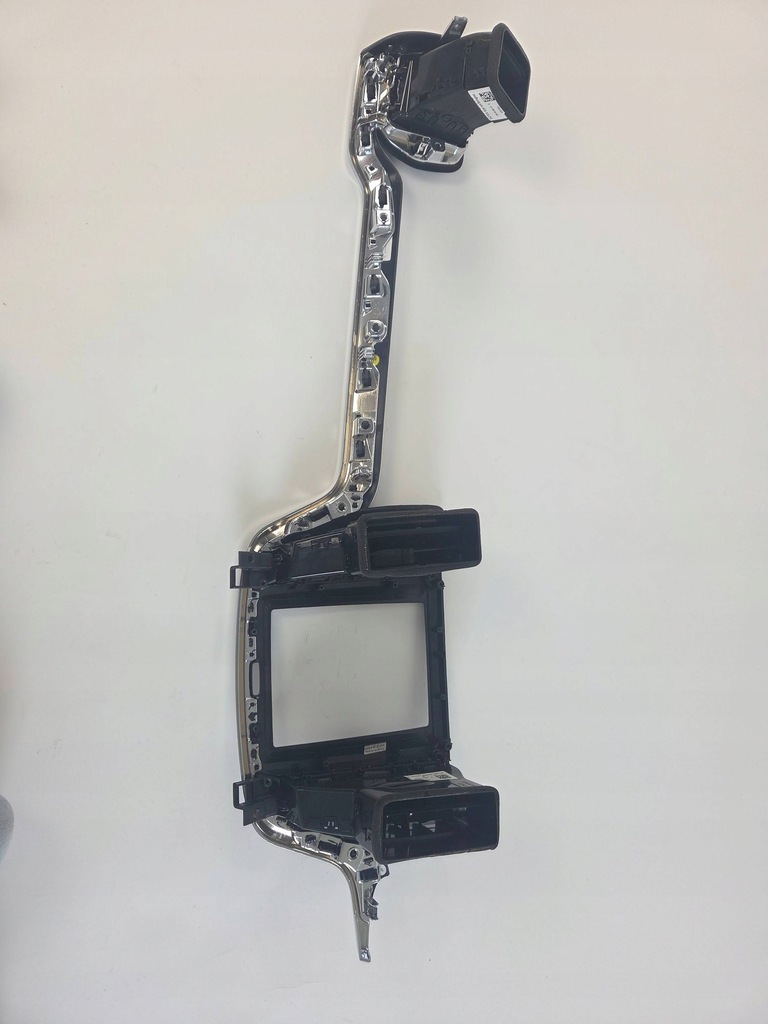 фото №11, Volvo v60 ii 2018 dekor панели решётки обдув 31651196