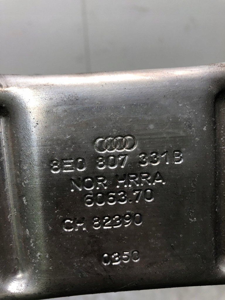 фото №8, Балка бампера задня audi a4 b6 cabrio 8e0807331b 8e0807332b