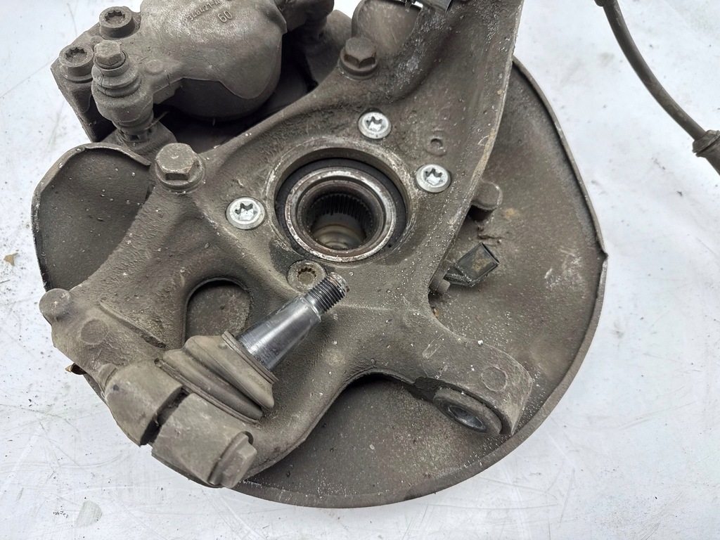 фото №7, Audi a6 c7 2015 з передній поворотний кулак колеса передній