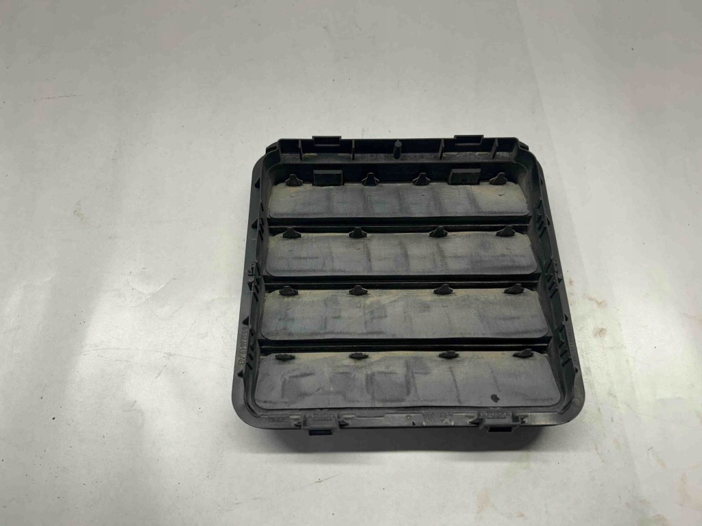 Купити Ram 1500 решітка вентиляційна 68323649ab 2020