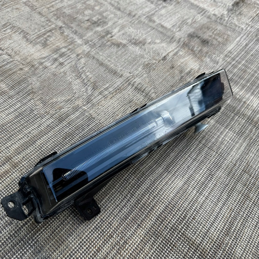 фото №3, Противотуманная фара правый led jaguar range rover land f-pace velar jpla15200ae