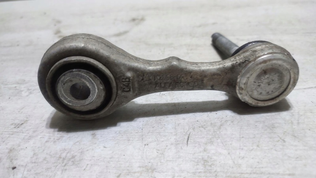 фото №2, Важіль правий задня alfa romeo giulia 2.0t