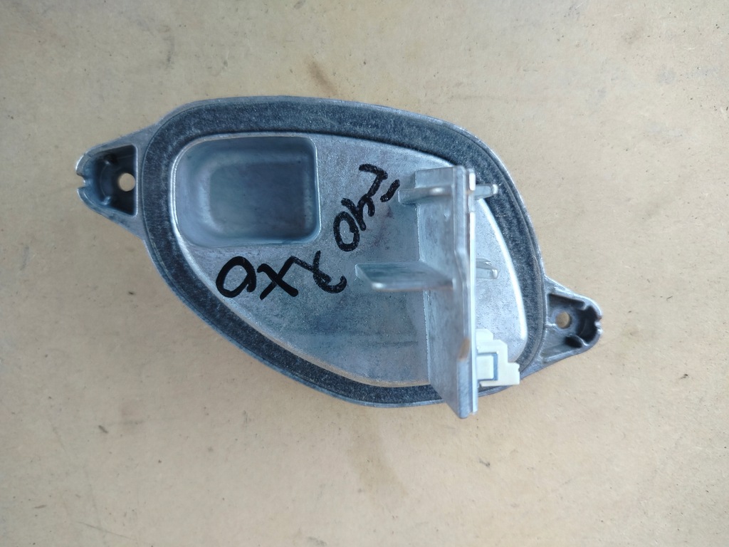 фото №1, Bmw f40 модуль led jeż преобразователь правая сторона