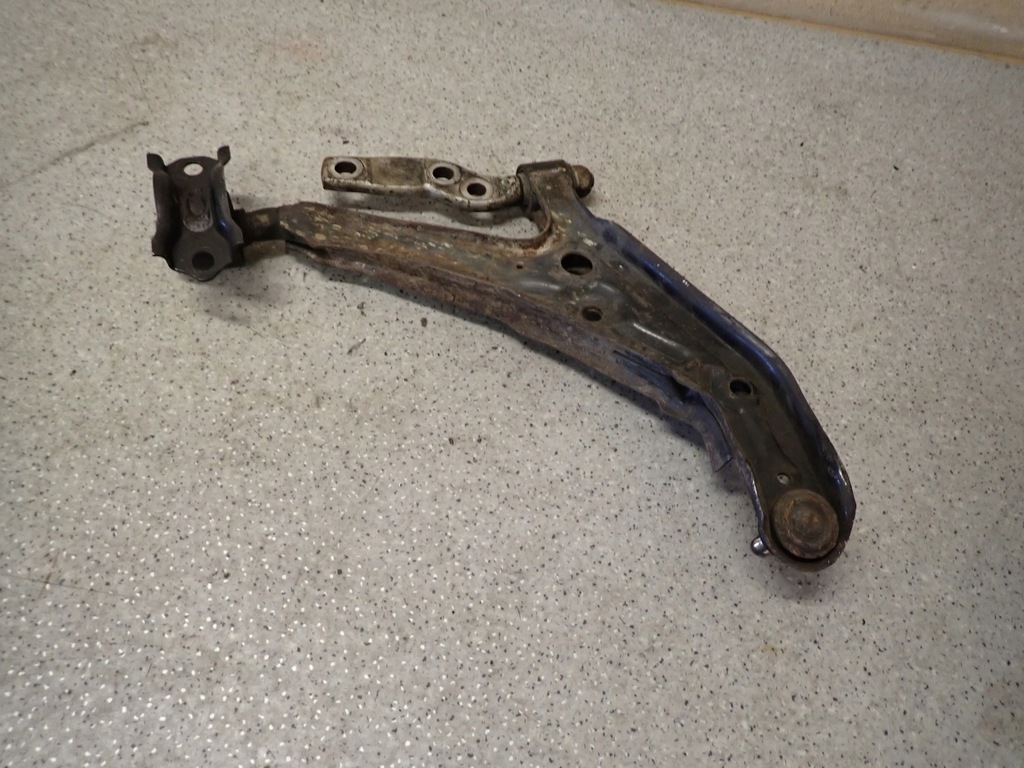 фото №4, Nissan primera p11 97-2001 рычаг передний левый