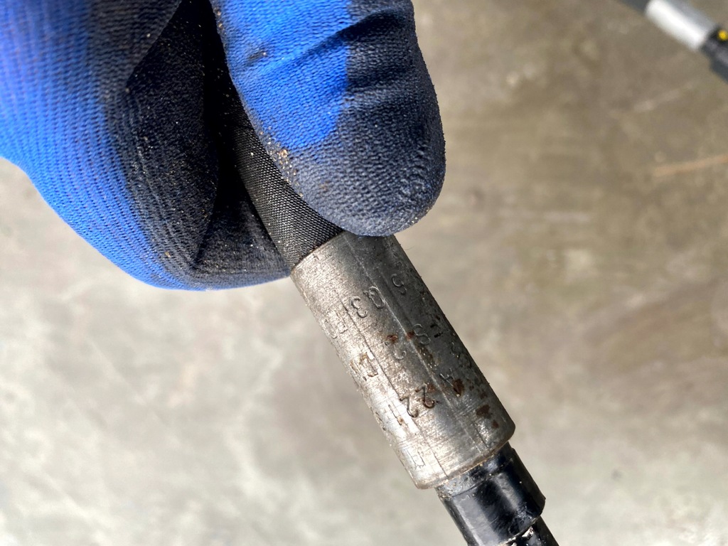 фото №8, Шланг подвеска abc левый задняя mercedes w216 w221 a2219970152 a2219971782