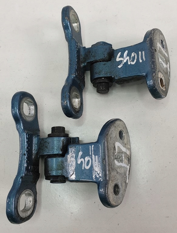 фото №1, Петли дверь левый задняя volvo s40 ii v50 пара