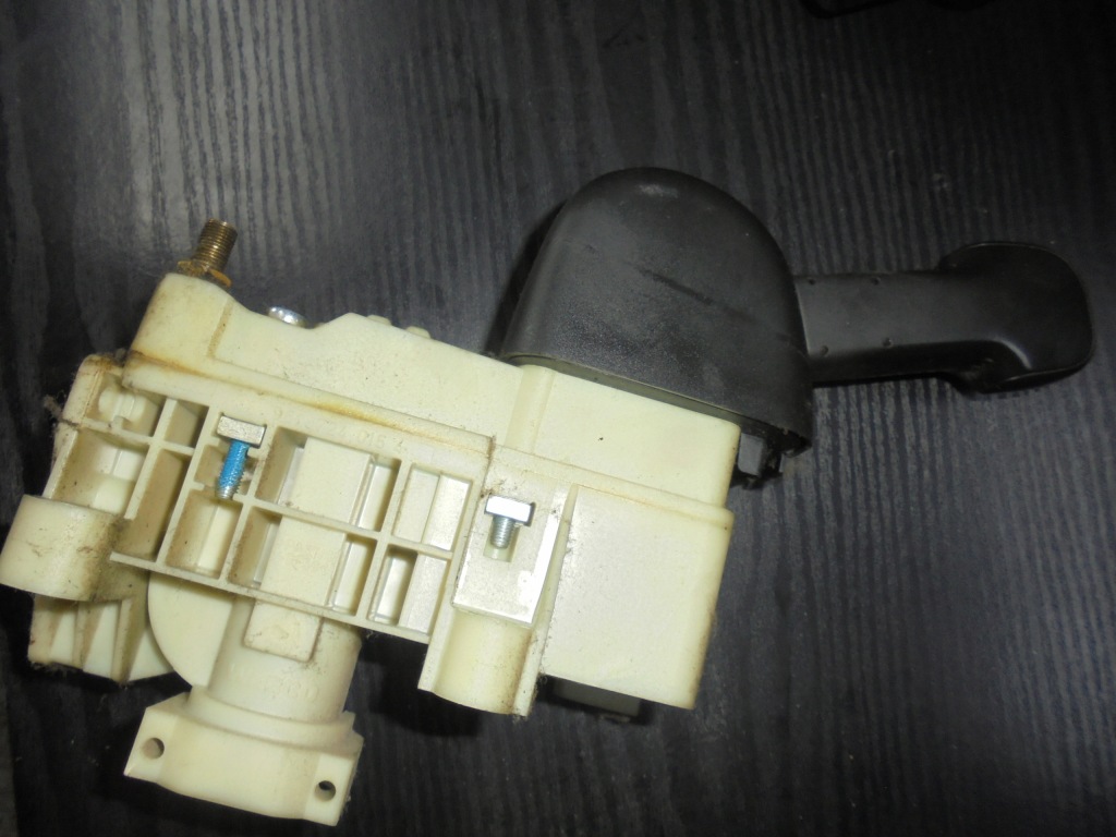 фото №1, Клапан тормоза стояночного ручного scania 1882115