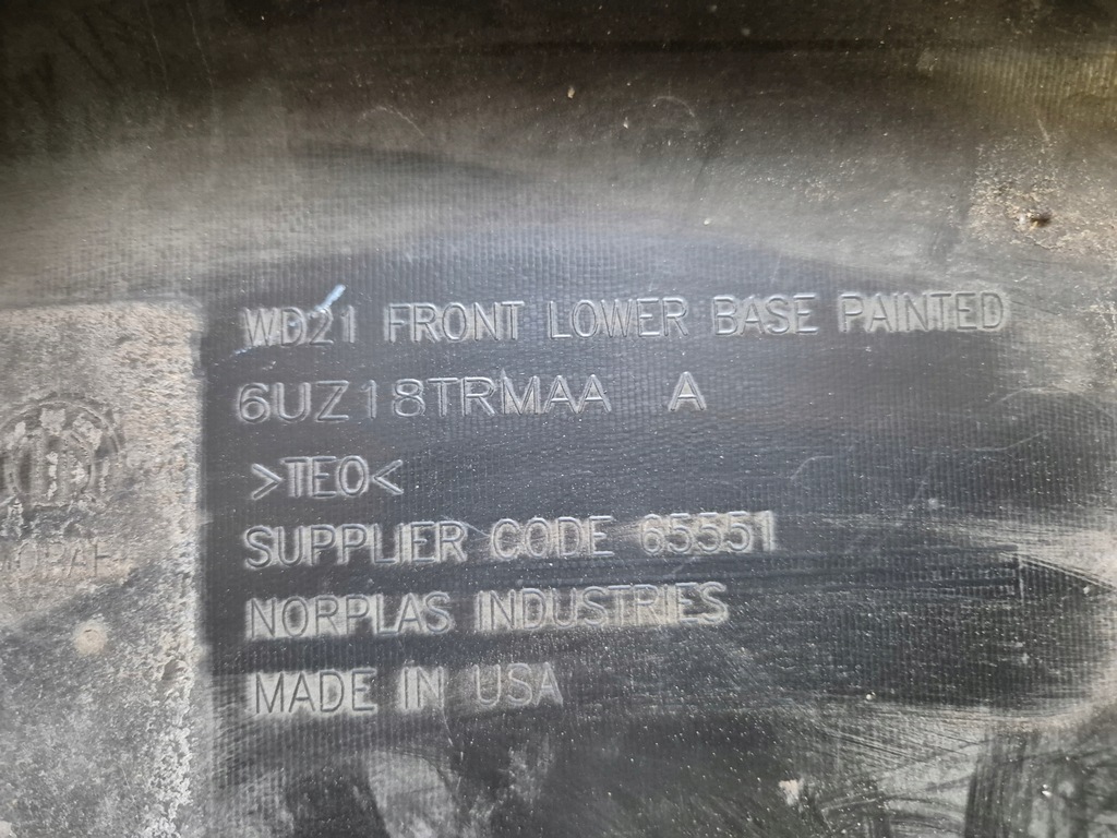 фото №8, Dodge durango 18-нижня накладка бампера usa