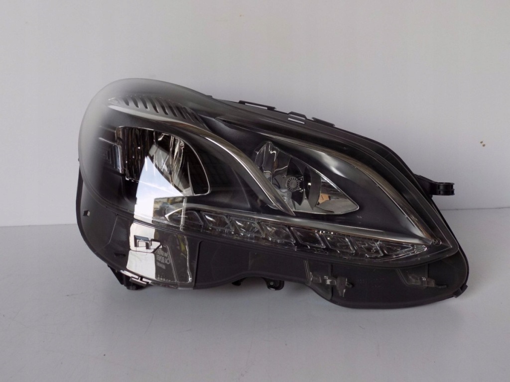 Mercedes e klasa w212 lci фара led r - 5704 Цена