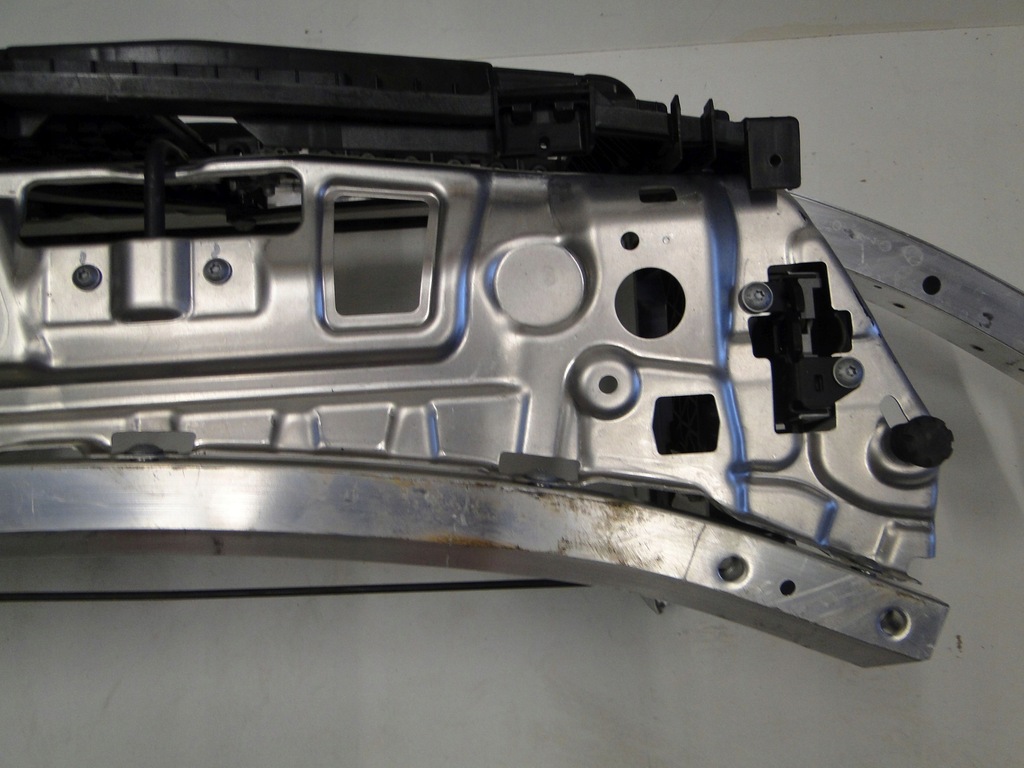 фото №16, Mercedes e w214 s214 214 pas передній підсилювач балка зона usa 53 amg