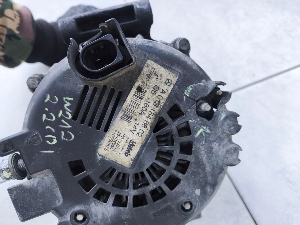 Купить Mercedes w212 генератор valeo a0131546802 mercedes 2,2 cdi ?