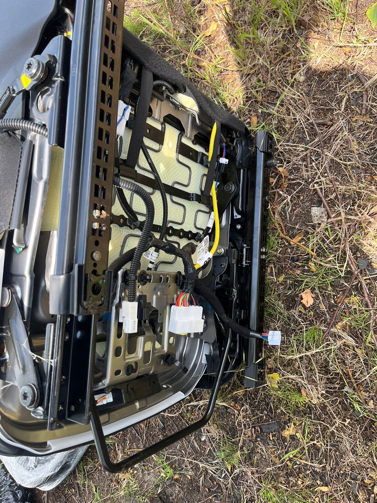 фото №7, Сиденья заднее сиденье обшивки kia ceed iii lift kombi 15 tyś пробег 2023