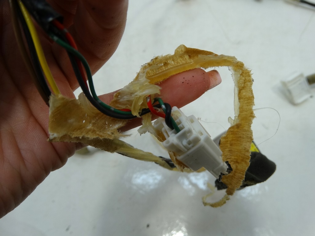 фото №7, Жгут электропроводка + микрофон датчик nissan juke 165017780-8