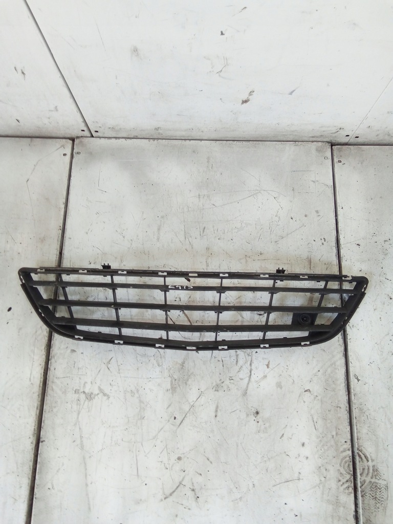 фото №1, E413 решётка бампера corsa d