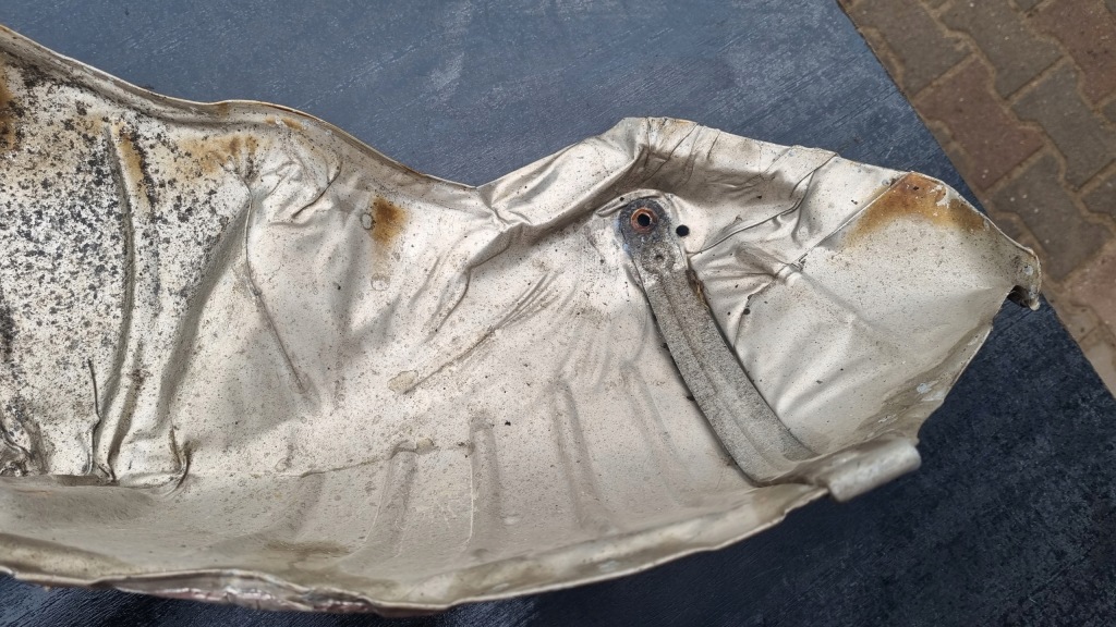 Vw t4 защита тепловая выхлоп трубы выпускной в Украине