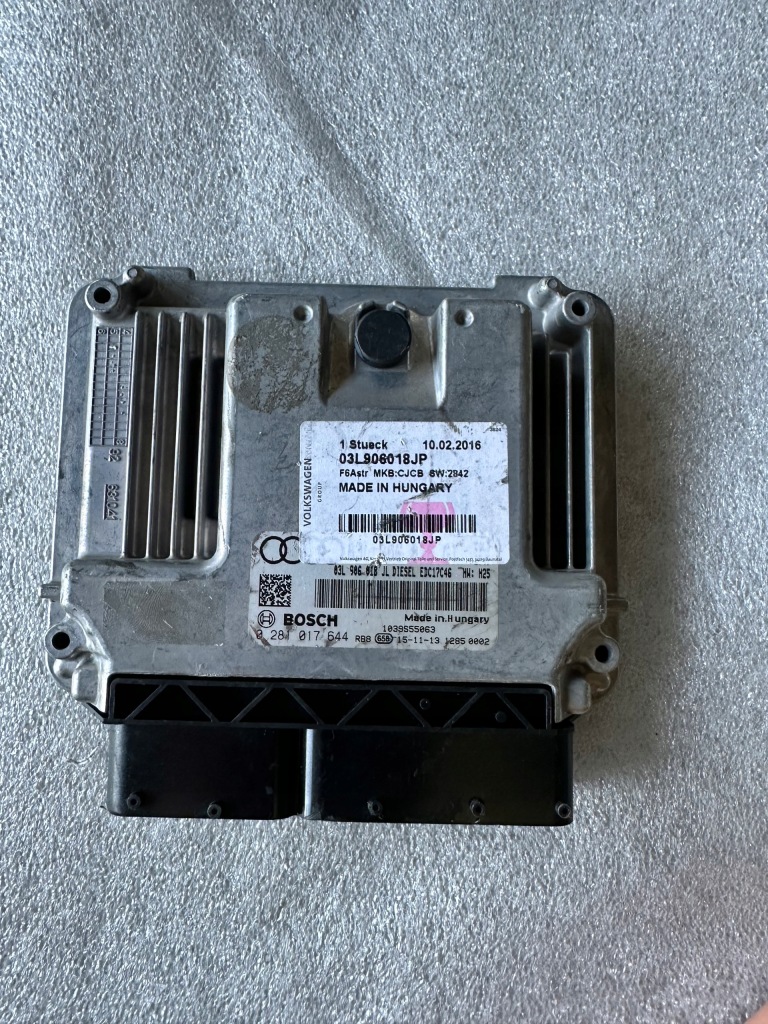 фото №1, Audi бортовий комп'ютер ecu 03l906018jl....