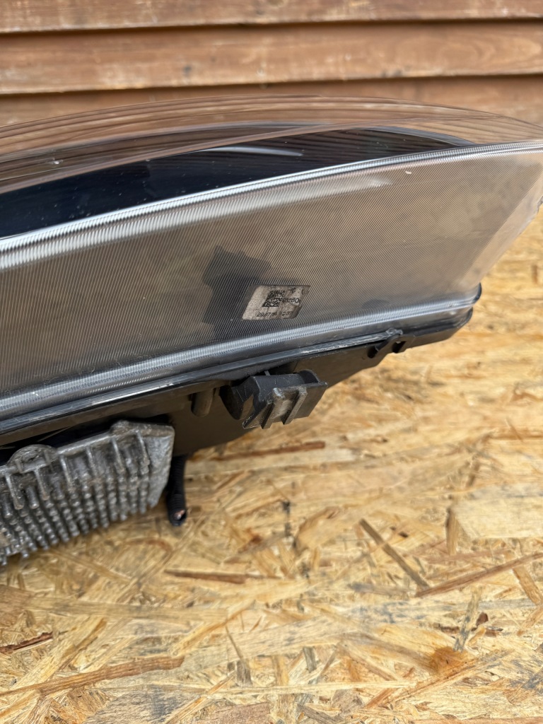 Лампа правая передняя fiat ducato full led 00511409979 в Украине