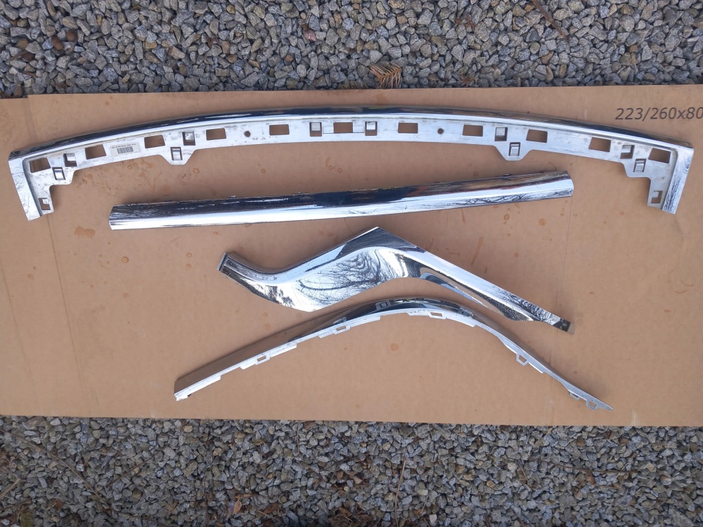 фото №1, Jeep grand cherokee wk 2 summit молдинг бампера